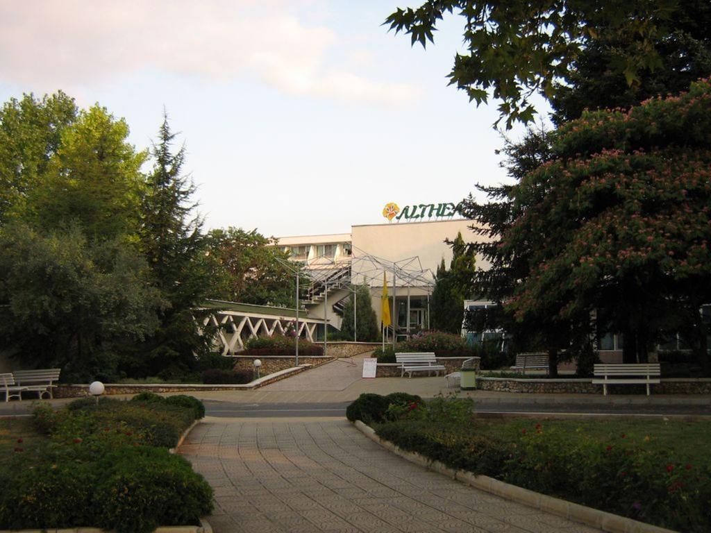 Althea Hotel Albena Buitenkant foto